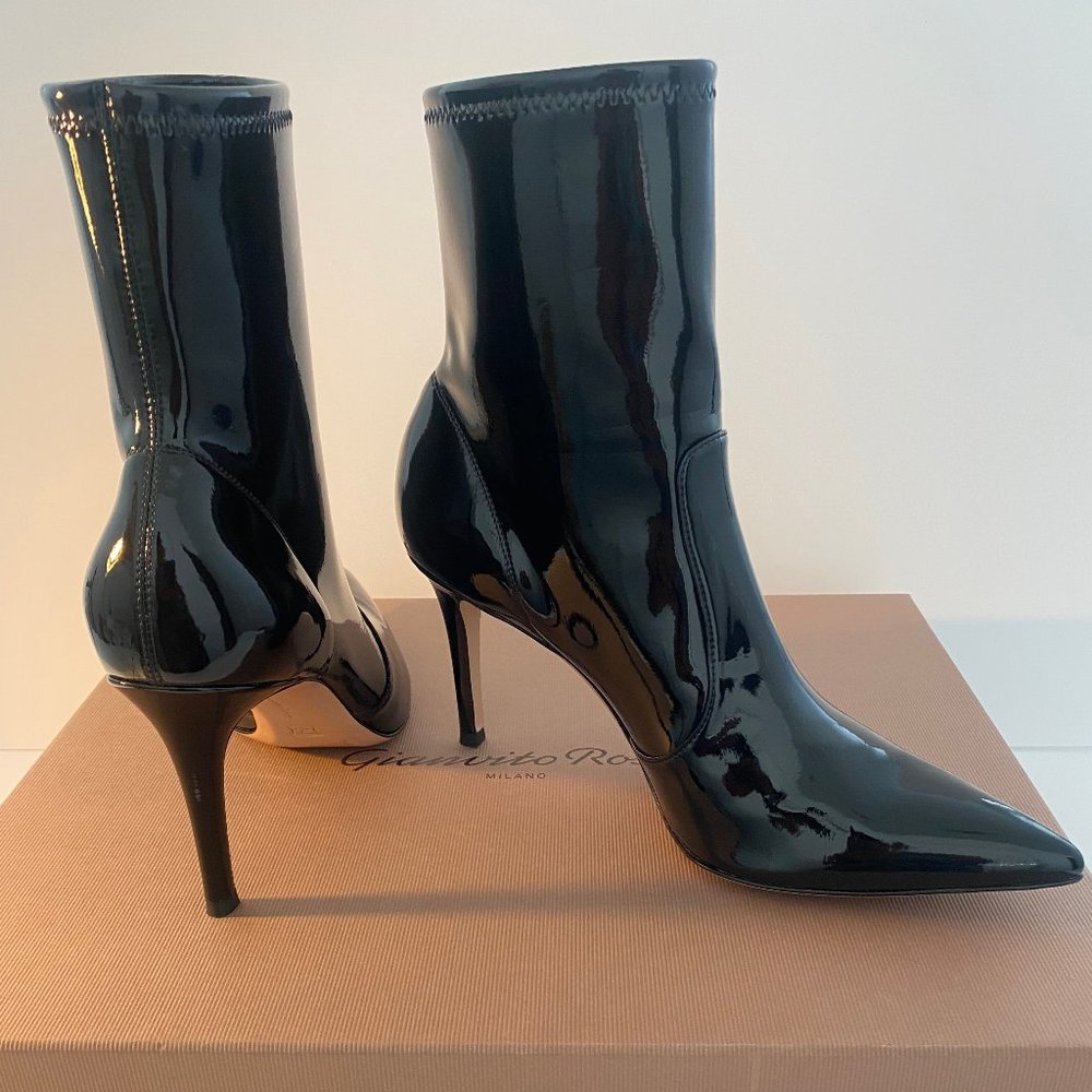 GIANVITO ROSSI–IMOGEN ANKLE BOOTIES–SIZE 37